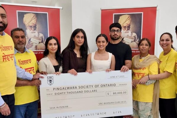 ਯੂਸੀਬੀ ਭੰਗੜਾ ਕਲੱਬ ਵਲੋਂ ਪਿੰਗਲਵਾੜਾ ਸੁਸਾਇਟੀ ਨੂੰ 80 ਹਜ਼ਾਰ ਡਾਲਰ ਦਾ ਚੈਕ ਭੇਟ